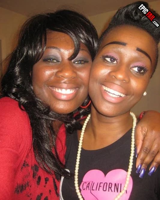 Moment: eyebrows Fail