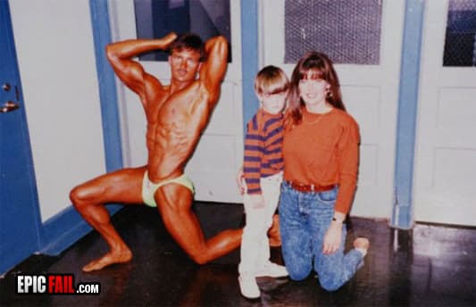 Caught on camera: family Photo Fail