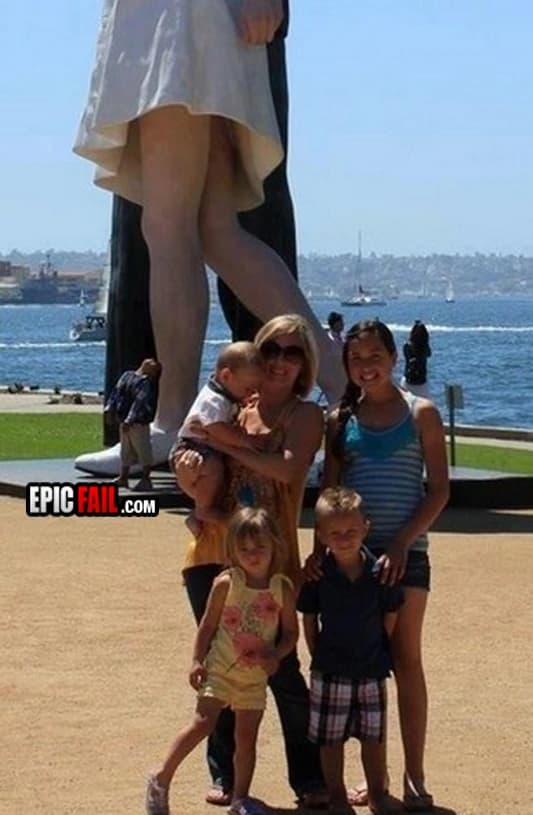 Clip: family Photo Fail