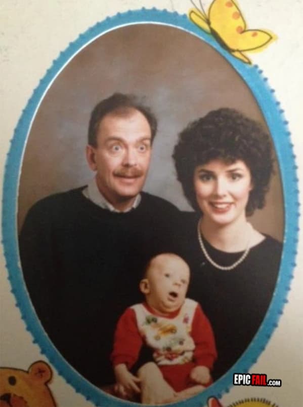 Clip: family Photo FAIL