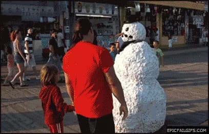 Snowman Prank Gone Wrong… Wait for it! — fail moment