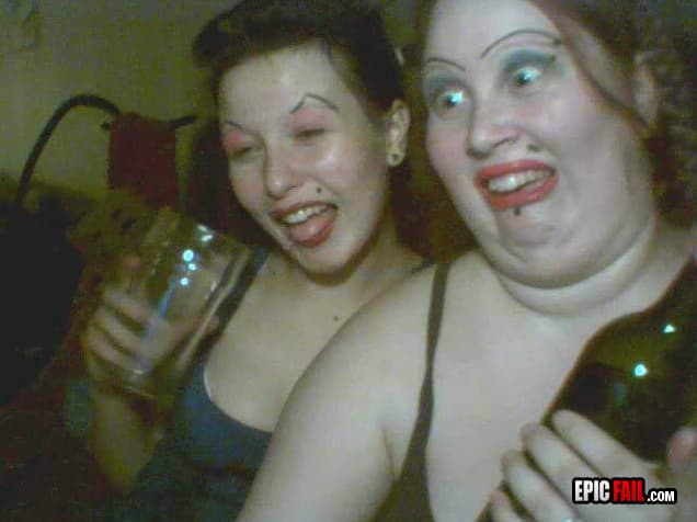 They must go to the same aesthetician — fail moment