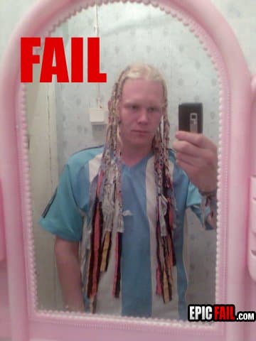 Watch: mirror Fail