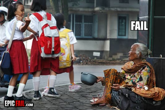 Caught on camera: beggar Fail
