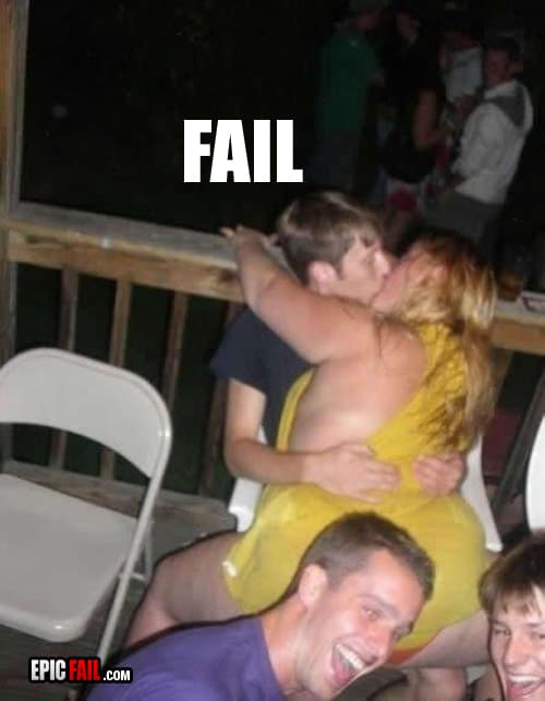Moment: epic Hookup Fail