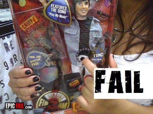 Clip: toy Design Fail