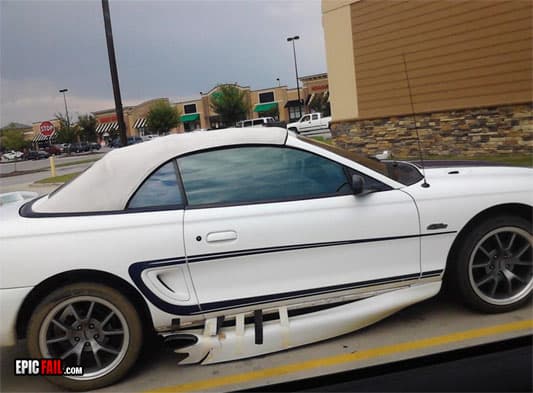 Watch: car Mod Fail