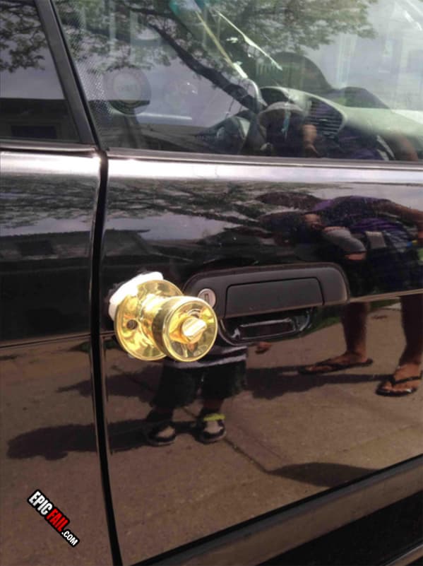 Caught on camera: car Mod FAIL