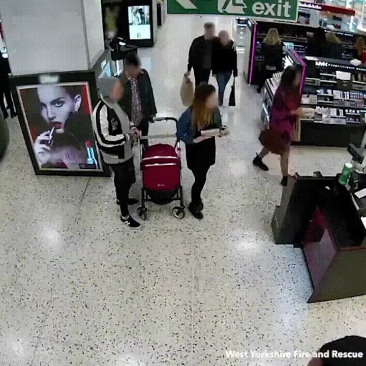 E-Cigarette Doing E-Cigarette Things — fail moment