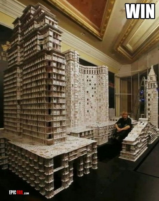 Caught on camera: card Castle Win