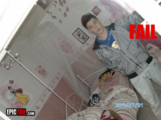 Moment: macho Photo Fail Girly Room