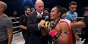 BOXING MAN VS. DUCK FACE GIRL. BOOK IT — fail moment