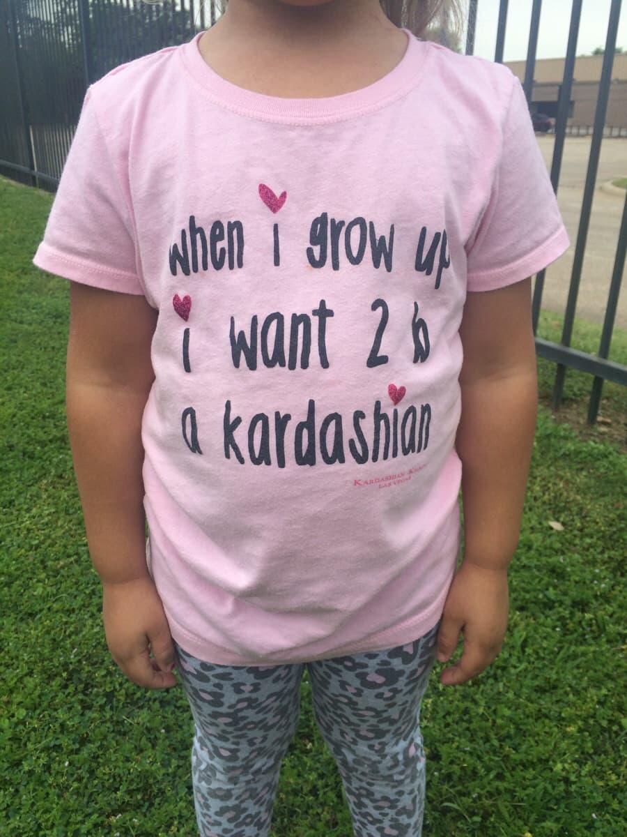 This little girl wants to grow up to be a Kardashian β fail moment