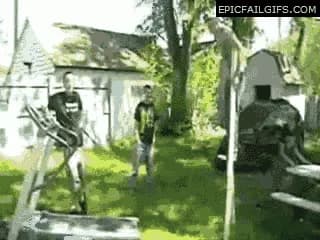 Clip: treadmill Stilts FAIL