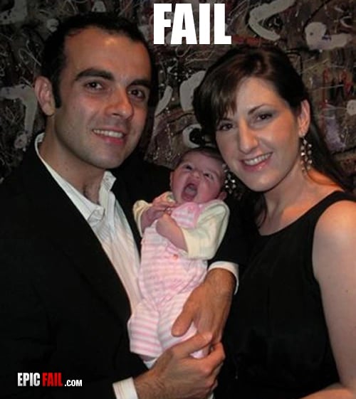 Watch: family Photo Fail