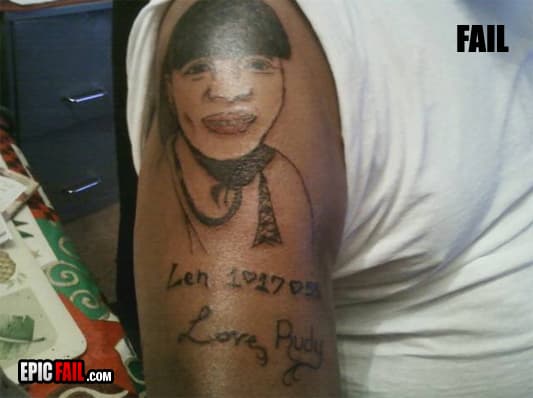 Moment: double Tattoo Fail