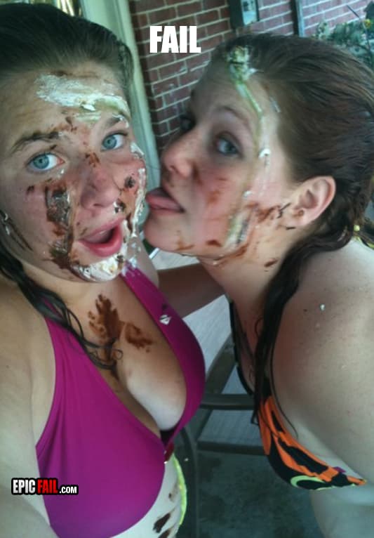 Caught on camera: 2 Girls 1 Cup Fail