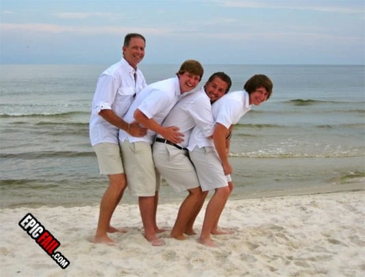 Watch: family Photo Fail