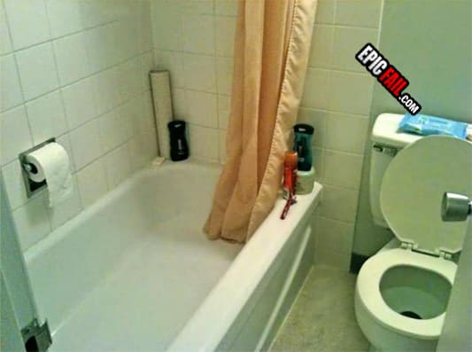 Watch: bathroom Fail