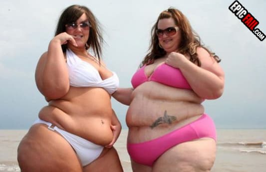 Moment: baywatch Babes Fail
