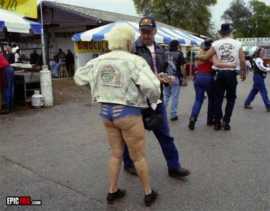 Watch: epic Fashion Fail