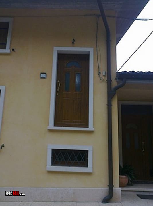 Caught on camera: architecture Fail