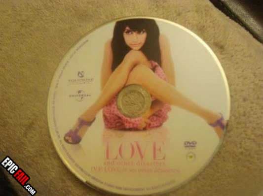 Moment: dVD Fail / Perv Design Win