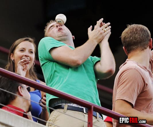 Moment: baseball Catch Fail