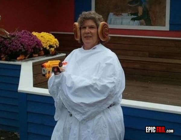 Watch: classic β Star Wars Cosplay FAIL