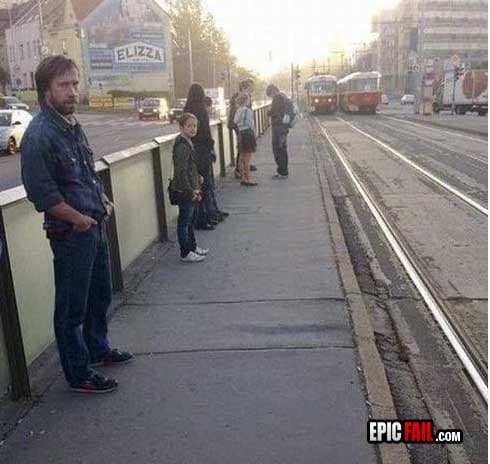 Caught on camera: chuck Norris Resemblance WIN