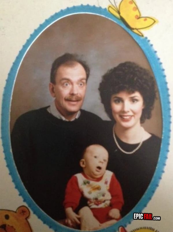 Clip: family Photo FAIL