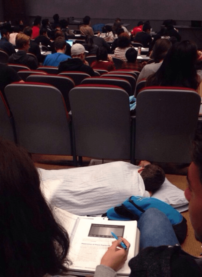 Moment: college Student WIN