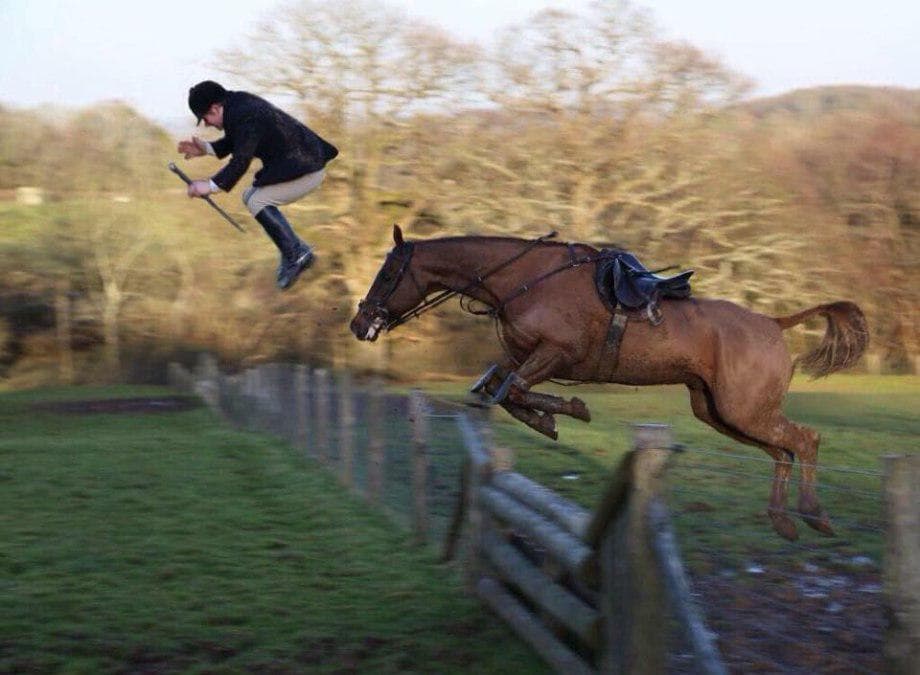 CAPTION THIS PHOTO BELOW β fail moment